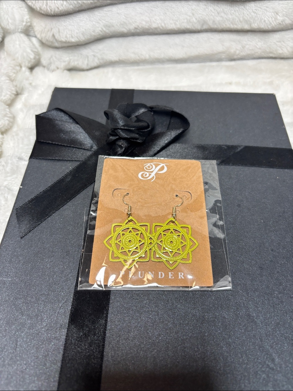 Plunder Lime Green Mandala Drop Earrings - Women Jewelry NWT